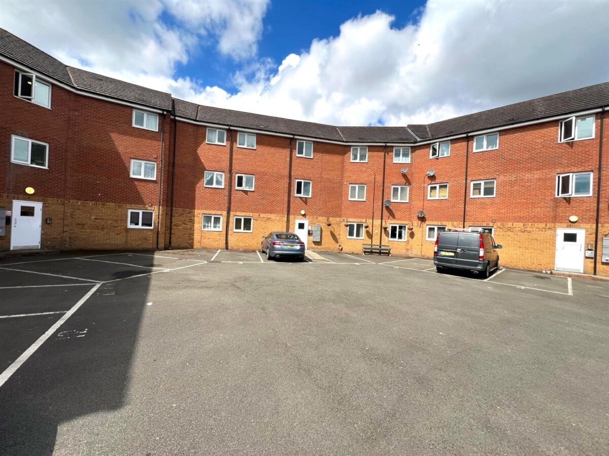 Exmouth Court, Corby