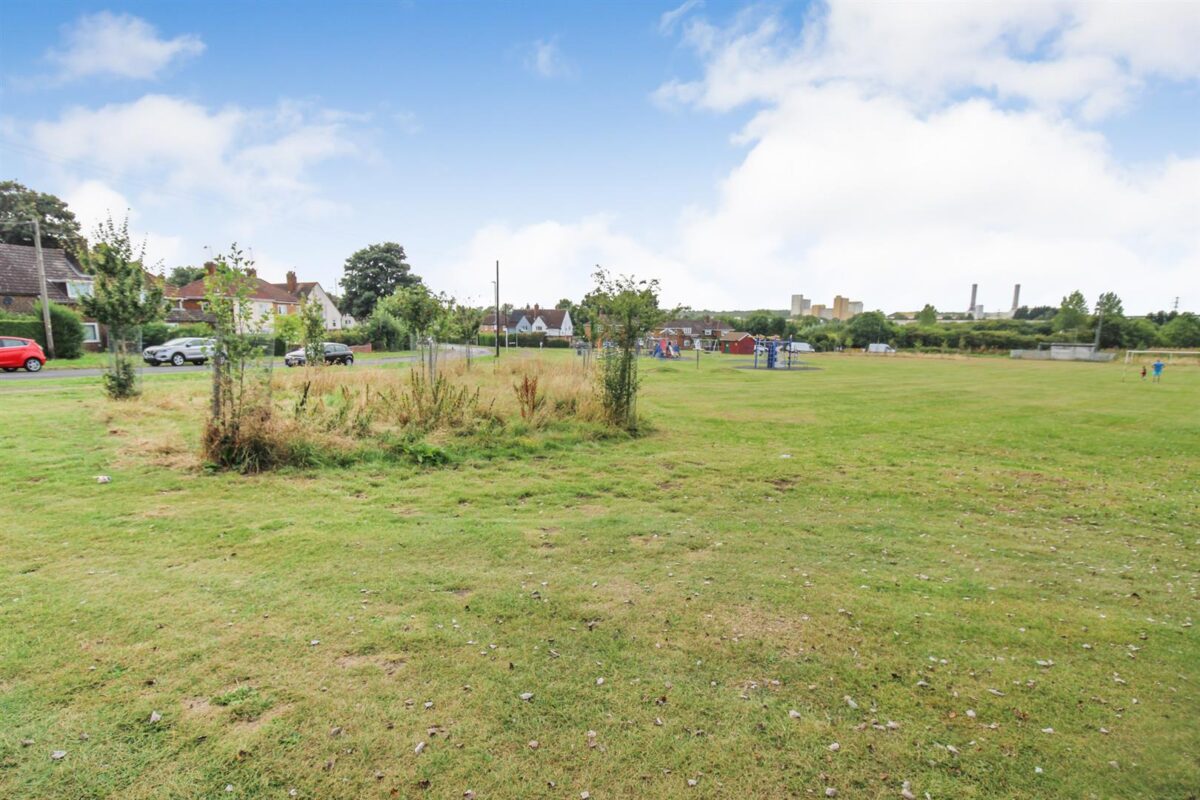 Stephenson Way, Corby