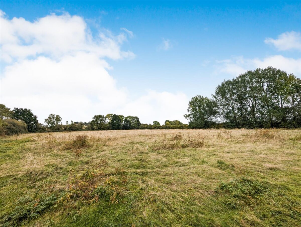 3.43 acres of pasture at Occupation Road, Middleton