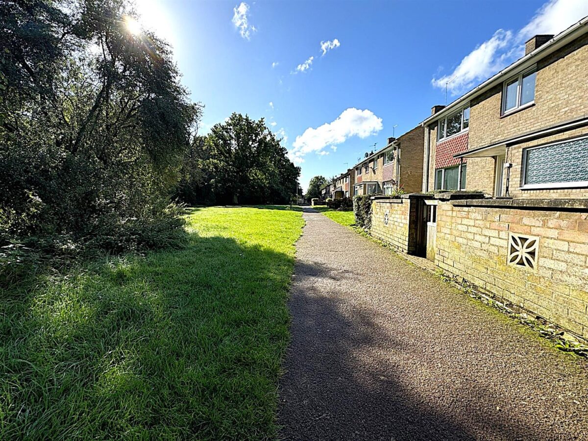 Westwood Walk, Corby