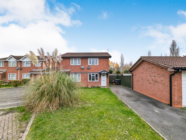 Berneshaw Close, Corby